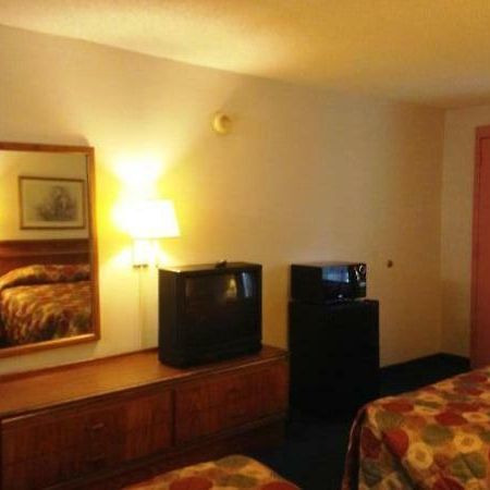 Royal Inn Columbia/Fort Jackson Dış mekan fotoğraf